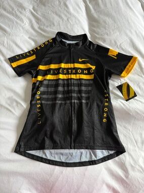 NWT Nike livestrong cycling top